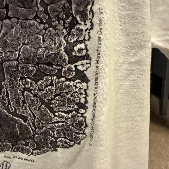 Vintage 1996 Single Stitch Wolf T-Shirt - Picture 5 of 6